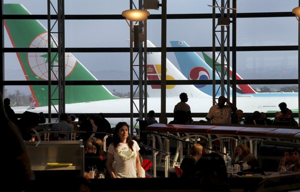 สนามบิน LAX แชมป์สนามบินโซเชียลสุดในโลก สนามบิน LAX แชมป์สนามบินโซเชียลสุดในโลก
